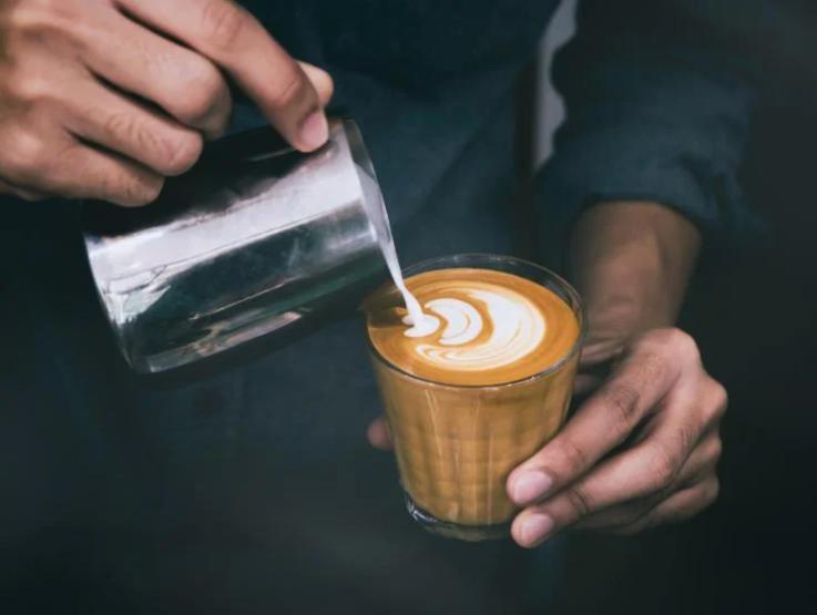 café
