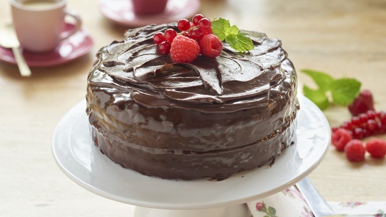 KitKat Cake